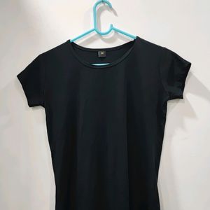 Plain Black Tee