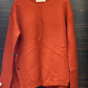 Rust coloured sweatshirt for winter