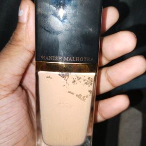 Myglamm Manish Malhotra Skin Awakening Foundation