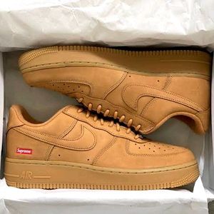 Original NIKE AIR FORCE 1 FLAX Supreme (LIKE NEW)