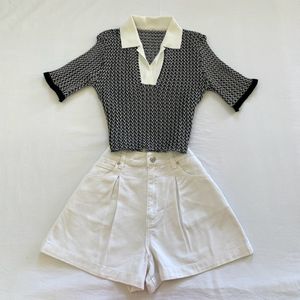 Black & White Stretchy Collared Top