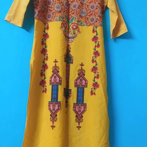 7Threads Yellow Kurti 💛