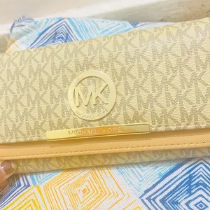 Michael Kors Wallet cum purse