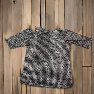 Trendi T-shirt For Ladies Sira Print