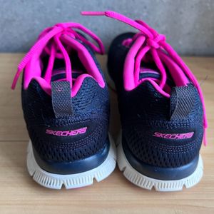 Skechers WOMAN SPORT SHOES -  78% Off