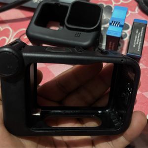 GoPro Hero 10 with media mod or 3 batteries