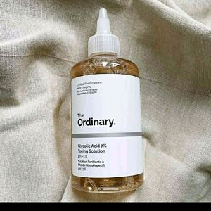 Ordinary Glycolic Acid& Skin 1004