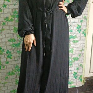 Zoom Very Black Abaya