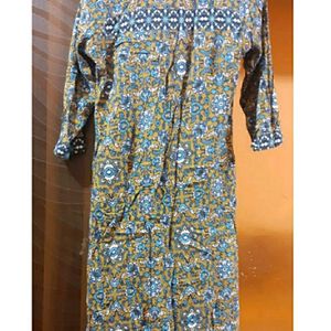 4 KURTIES (DUE TO SIZE ISSUE SELLING HERE)