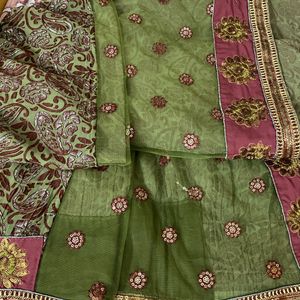 Mehandi And Marroon Colour Saree