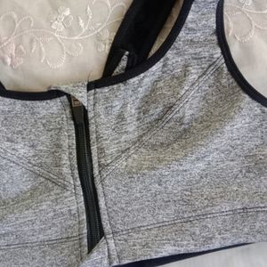 grey active wear