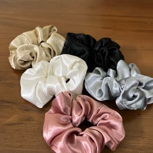 Silver Baer Hair Scrunchies