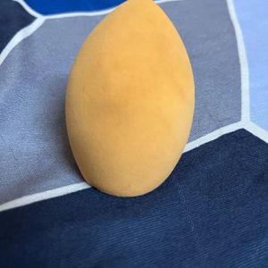 Beauty Blender Sponge