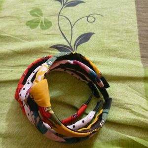 Hair Accessories ( Random Design Bands)