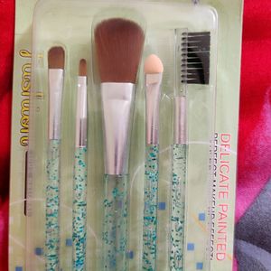 Make Up Brushes