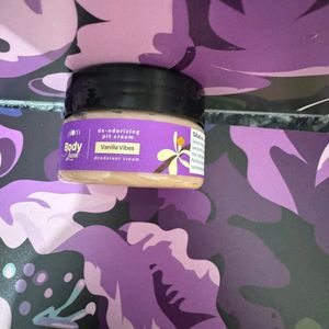 Plum Vanilla Flavour Pit Deodorant Cream