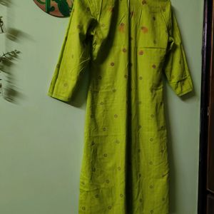 Straight Kurta With Embroidery Yoke