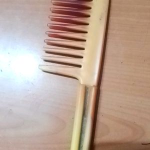 Comb