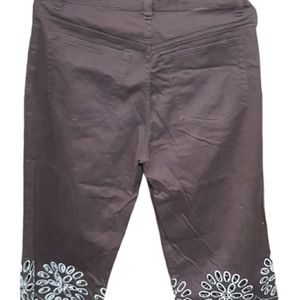 Brown Trouser With White Embrodery