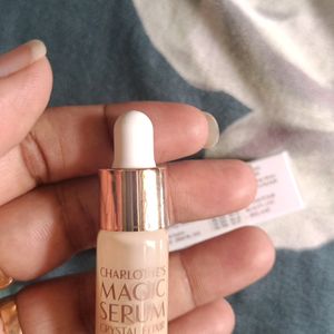 Charlotte Tilubury Magic Serum Crystal Elixir