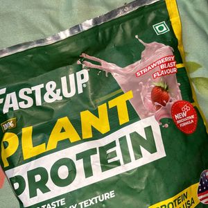 plant protein (strawberry flavour)