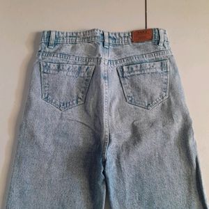 Wide leg jeans