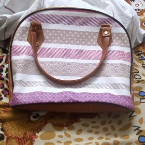 SIMPLE CUTE HAND BAG