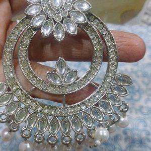 Silver Earrings With Tika