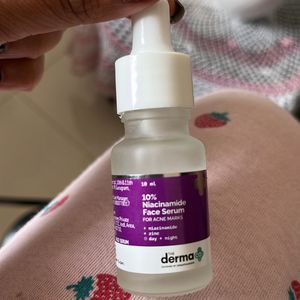 10% Niacinamide Derma Co