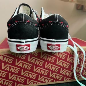 VANS OLD SKOOL LIMITED EDITION VALENTINES