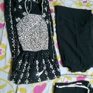 Naira Set