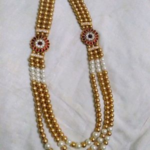 Groom Mala