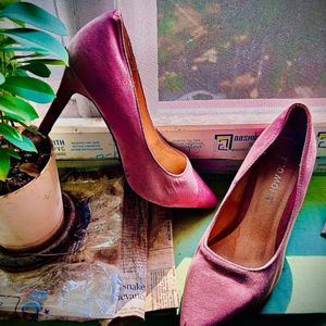 Veromoda Pink Heels