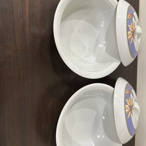 2 Serving Bowls With Lid