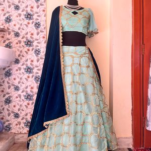 Designer Lehengas