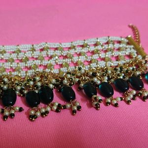 Zaveri Pearls Beautiful Chokar Bracelet