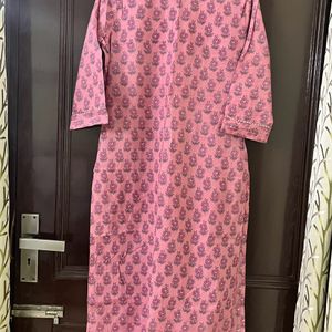 Pink Kurta Set. Will Fit M-L.