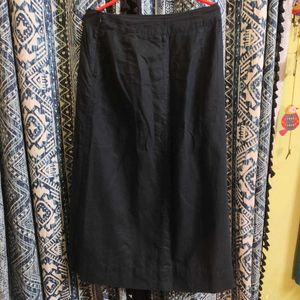 GAP Formal Black Midi Skirt