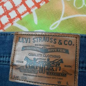 Import Levis Jeans