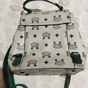 ❤️Sling bag/Backpack/Handbag 3 In 1