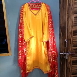 Pure Silk Pakistani Kurta With Plazo Set