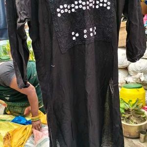 Black Kurti