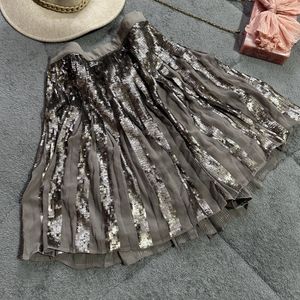 Banana Republic Sequins Skirt (waist:30-32)