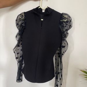 Pretty Black Top With Net Puff Sleeves