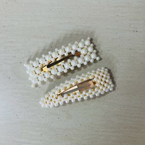 Pearl hair clips