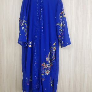 Sleeveless Kurta With Embroidered Shrug