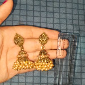 TRADITIONAL EARRINGS