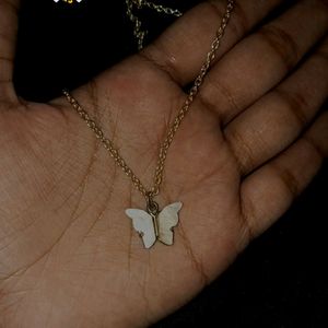 Butterfly Neckchain🦋