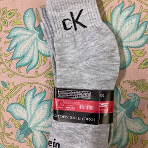 3 Calvin Kleinn Socks Free Size