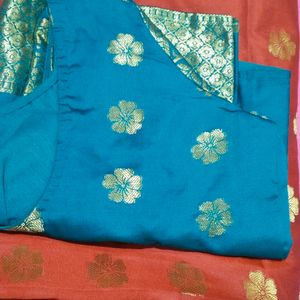 Borownish Colour Saree With Blouse